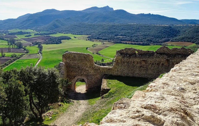 Castillo de Ocio o de Lanos, Spain